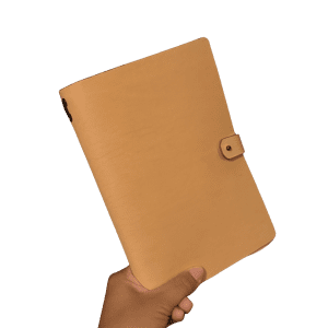 Protège carnets naturel format A5 personnalisable gravure à chaud fait main artisanal Typ'All Création Nantes